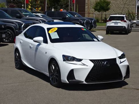 Used 2018 Lexus IS 350 F Sport RWD image 2