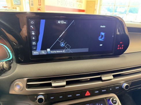 Used 2023 Hyundai Palisade SEL AWD/4WD image 14