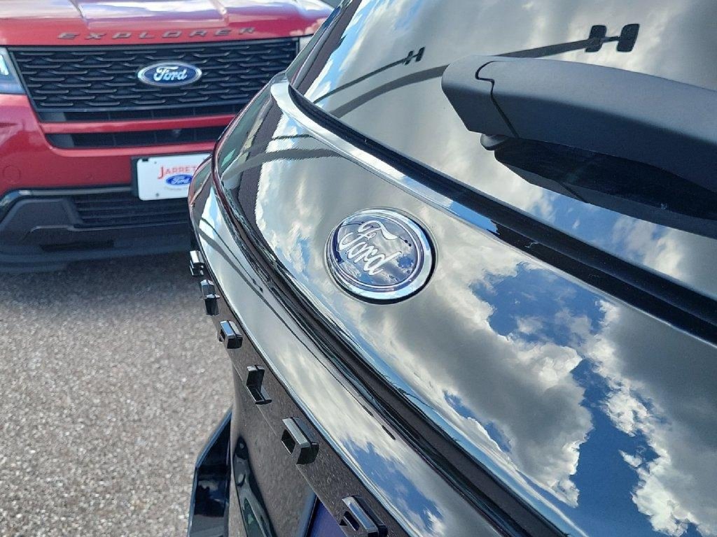 Certified 2025 Ford Explorer ST w/ Sun And Sound Package RWD image 9