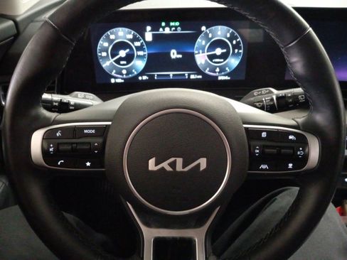 Certified 2023 Kia Sportage SX AWD/4WD image 20