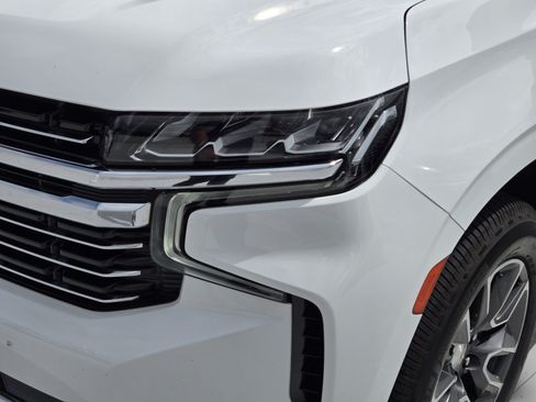 Used 2021 Chevrolet Tahoe LT w/ Rear Media and Nav Package RWD image 9