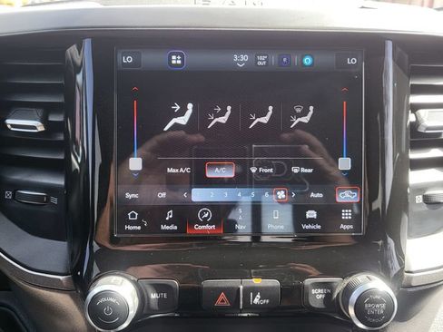 Used 2022 RAM 2500 Tradesman w/ Safety Group AWD/4WD image 33