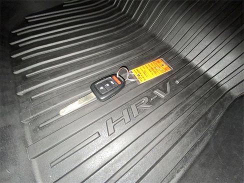 Used 2021 Honda HR-V Sport image 28