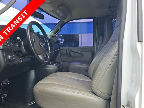 Used 2020 Chevrolet Express 2500 w/ Driver Convenience Package RWD image 5