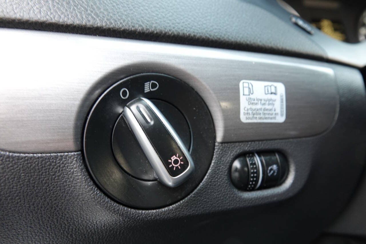 Used 2014 Volkswagen Jetta TDI FWD image 79