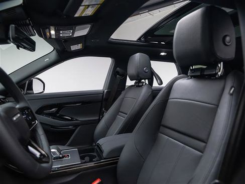 New 2026 Land Rover Range Rover Evoque S AWD/4WD image 16