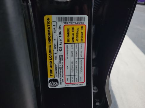 Certified 2023 Ford Explorer Limited w/ Limited Technology Package RWD image 33