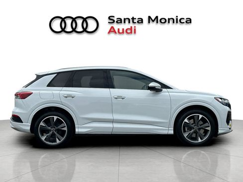 Used 2022 Audi Q4 e-tron Premium Plus w/ Premium Plus AWD/4WD image 8