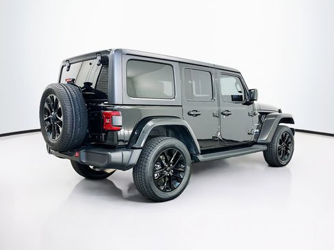 Used 2023 Jeep Wrangler Sahara image 9