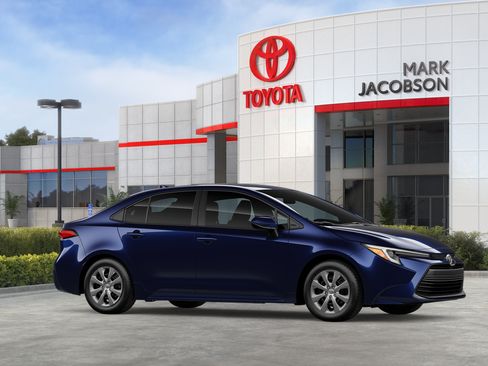 New 2026 Toyota Corolla LE FWD image 13