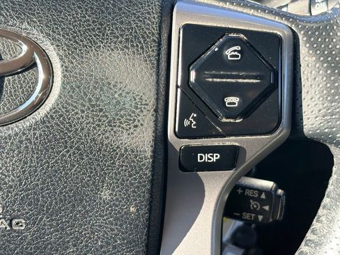 Used 2014 Toyota 4Runner SR5 image 22