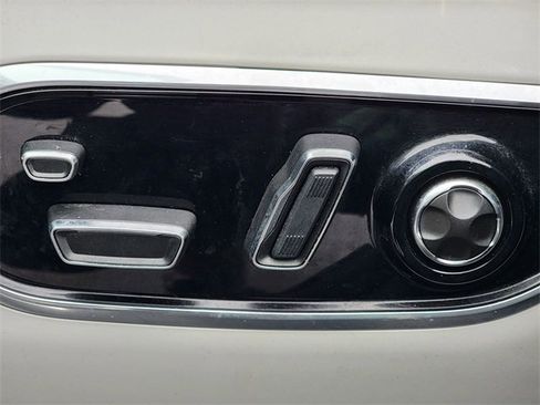 Certified 2023 Jeep Grand Cherokee L Overland w/ Advanced Protech Group III image 5