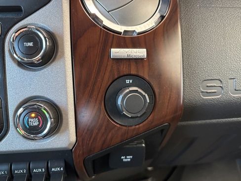 Used 2015 Ford F250 Lariat w/ Lariat Ultimate Package image 27