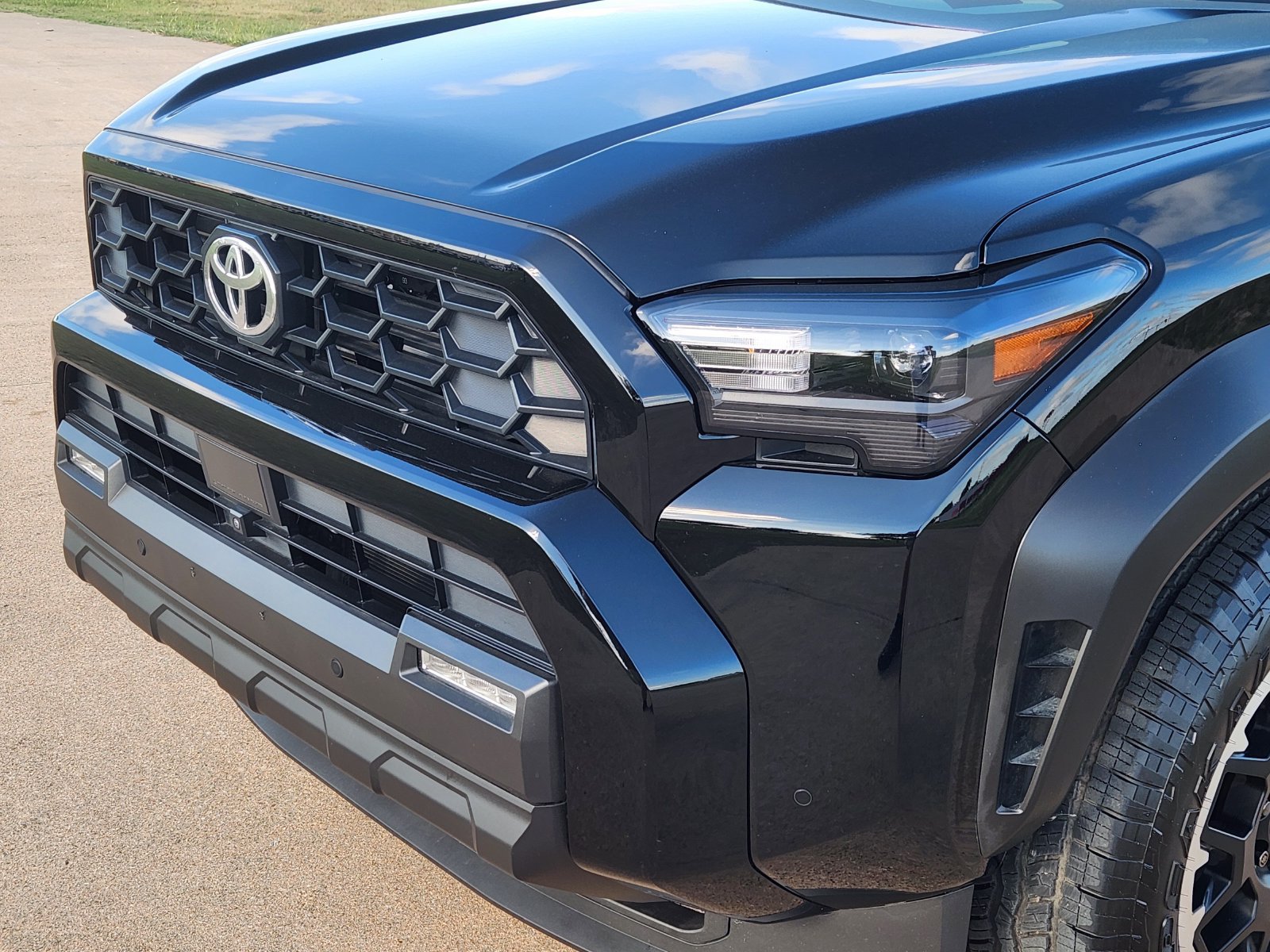 Used 2026 Toyota 4Runner TRD Off-Road Premium AWD/4WD image 10