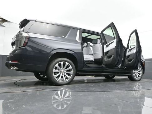 New 2026 Chevrolet Suburban Premier image 80