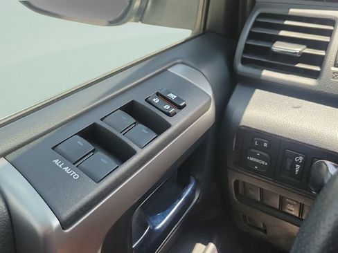 Used 2017 Toyota 4Runner Limited AWD/4WD image 20