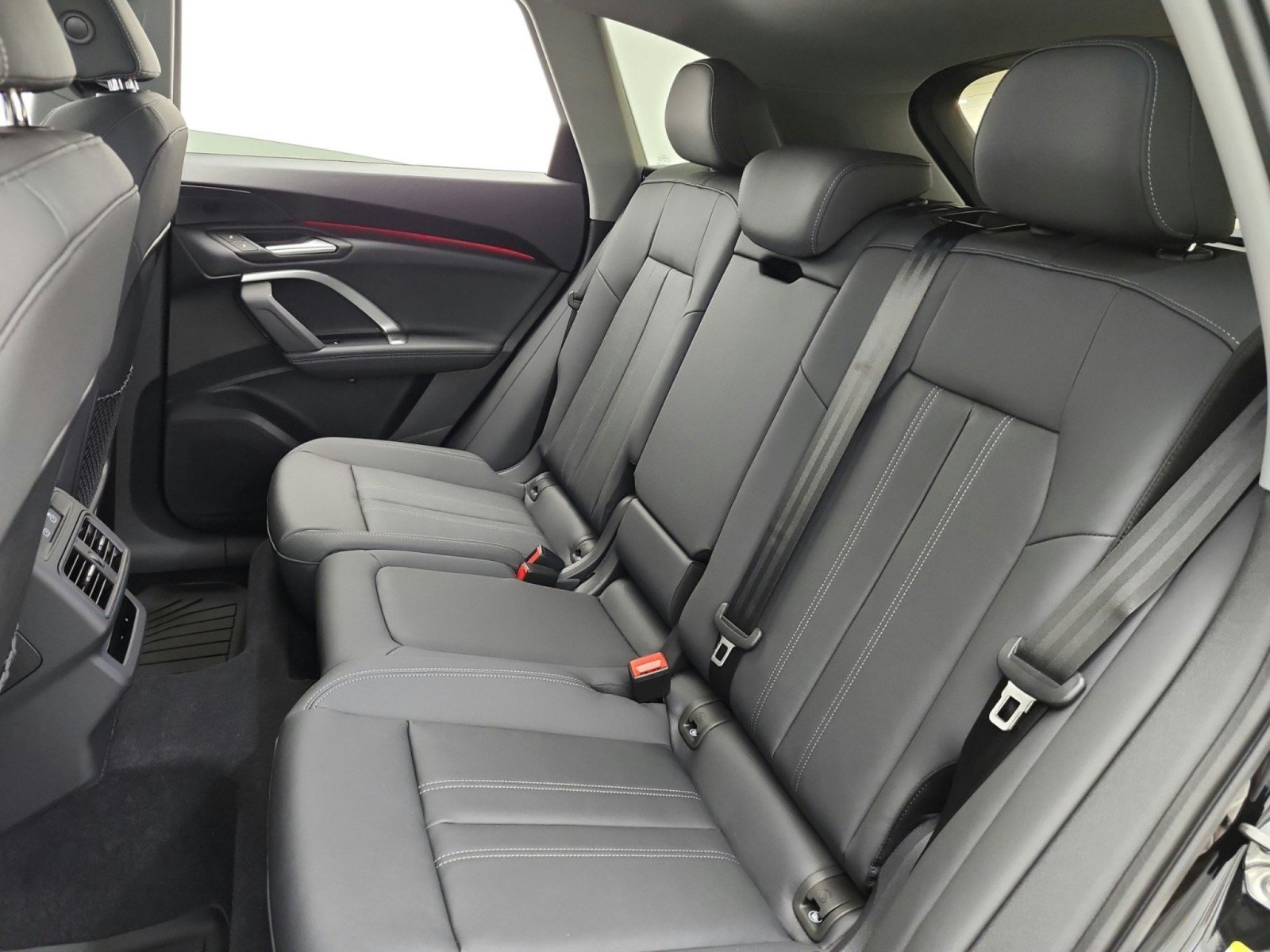 New 2026 Audi Q5 Premium AWD/4WD image 11