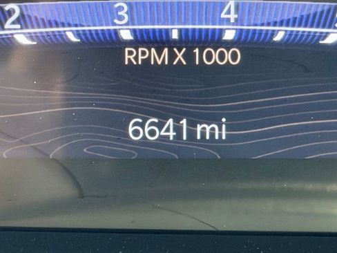 Certified 2024 Jeep Grand Cherokee Limited w/ Luxury Tech Group II image 34