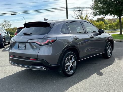 Used 2025 Honda HR-V EX-L image 4