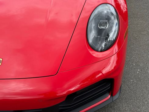 Certified 2025 Porsche 911 Carrera RWD image 11