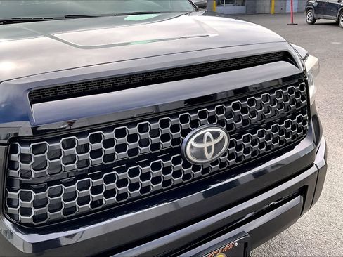 Used 2019 Toyota Tundra Platinum AWD/4WD image 33