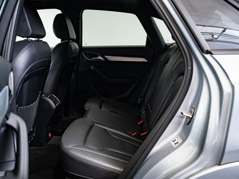 Used 2018 Audi Q3 2.0T Premium w/ Convenience Package image 43