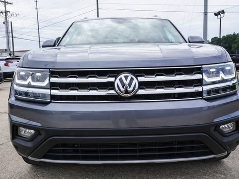 Used 2019 Volkswagen Atlas SE w/ Panoramic Sunroof Package FWD image 14