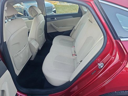 Used 2017 Hyundai Sonata SE image 28