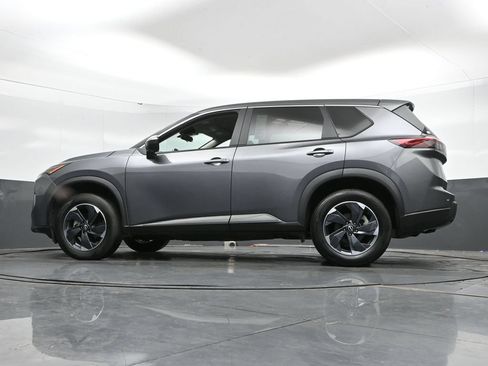 Used 2025 Nissan Rogue SV AWD/4WD image 46