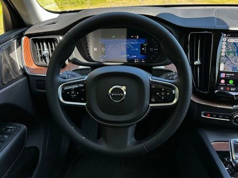 Used 2024 Volvo XC60 T8 Ultimate w/ Protection Package Premier AWD/4WD image 23