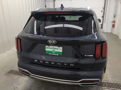 Used 2021 Kia Sorento S FWD image 7