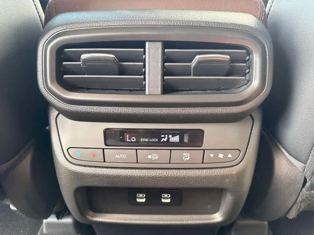 New 2026 Honda Pilot image 30