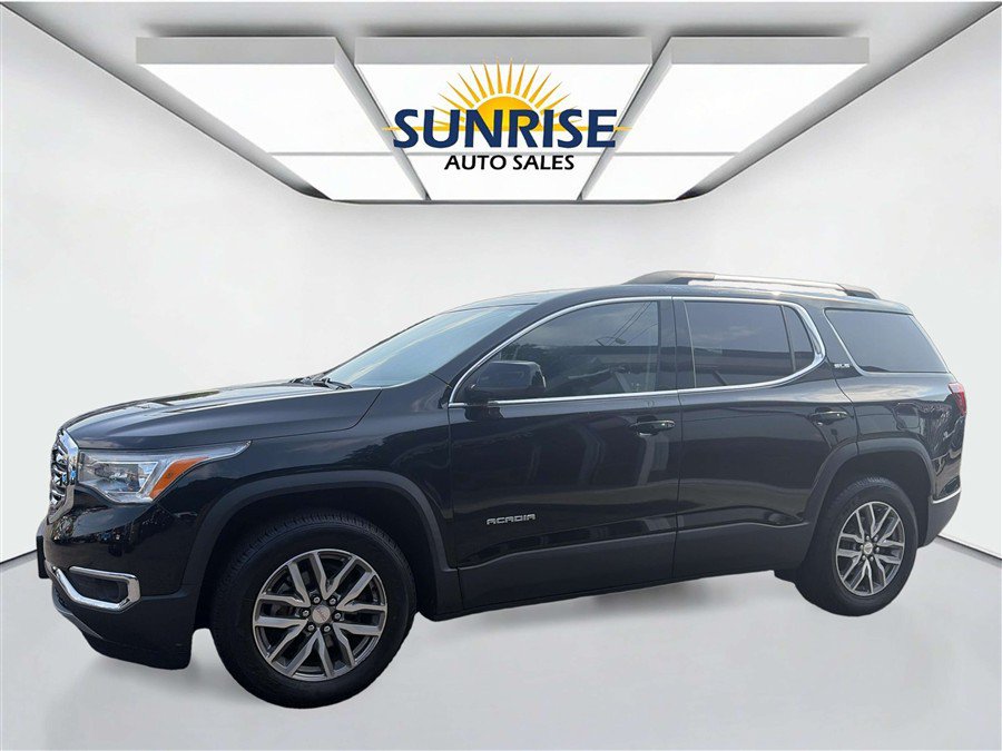 Used 2018 GMC Acadia SLE AWD/4WD image 1