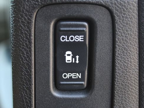 Used 2023 Honda Odyssey Elite image 27