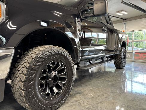 Used 2021 Ford F250 XL w/ STX Appearance Package image 6