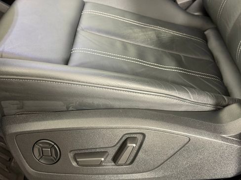 Used 2023 Audi Q4 e-tron Premium Plus w/ Premium Plus image 14