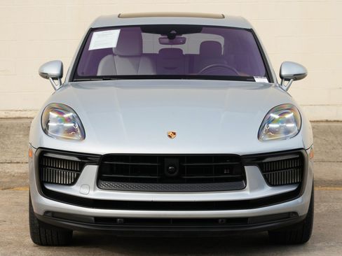 Used 2023 Porsche Macan S AWD/4WD image 48