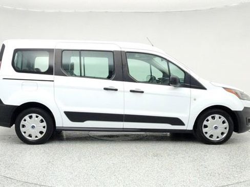 Used 2020 Ford Transit Connect XL image 4