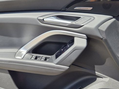 Certified 2025 Audi Q5 Prestige AWD/4WD image 28