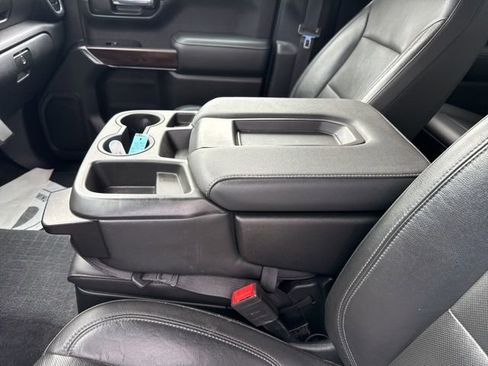 Used 2020 GMC Sierra 1500 SLT w/ X31 Off-Road Package image 14