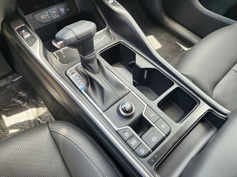 New 2025 Kia Sorento S w/ Panoramic Sunroof Package image 15