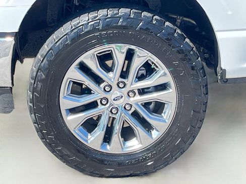 Used 2024 Ford F150 Lariat AWD/4WD image 32