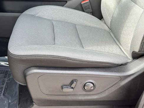 Used 2025 RAM 1500 Big Horn AWD/4WD image 18