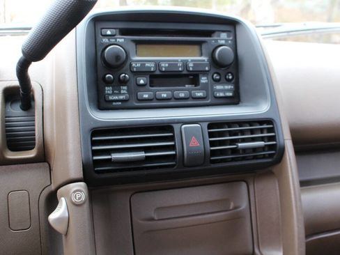 Used 2003 Honda CR-V LX image 21