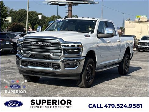Used 2025 RAM 2500 Laramie AWD/4WD image 13