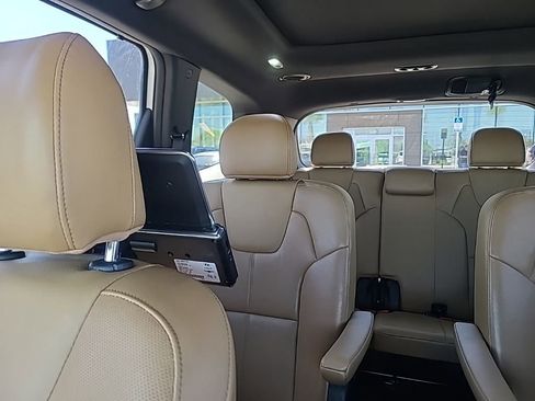 Used 2022 Kia Telluride SX w/ Towing Package image 29