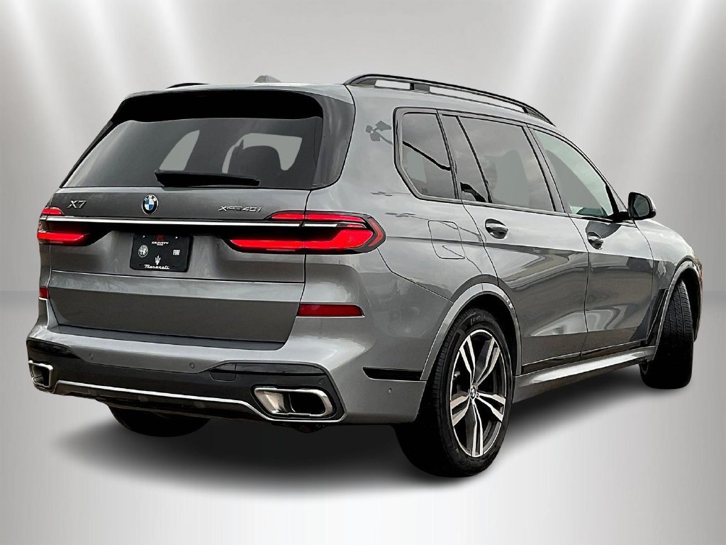 Used 2024 BMW X7 xDrive40i w/ M Sport Package AWD/4WD image 6