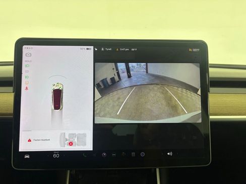 Used 2021 Tesla Model Y Long Range image 24