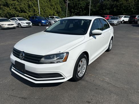 Used 2017 Volkswagen Jetta S FWD image 7