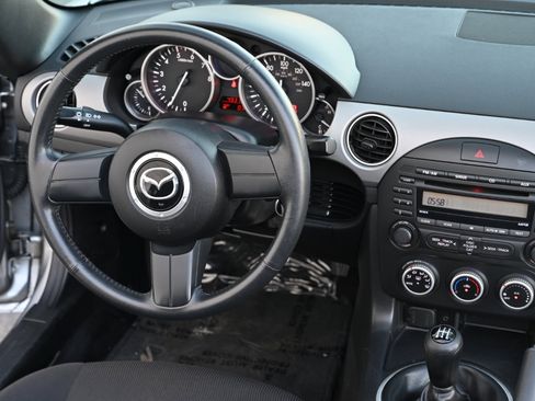 Used 2009 MAZDA MX-5 Miata Sport image 20
